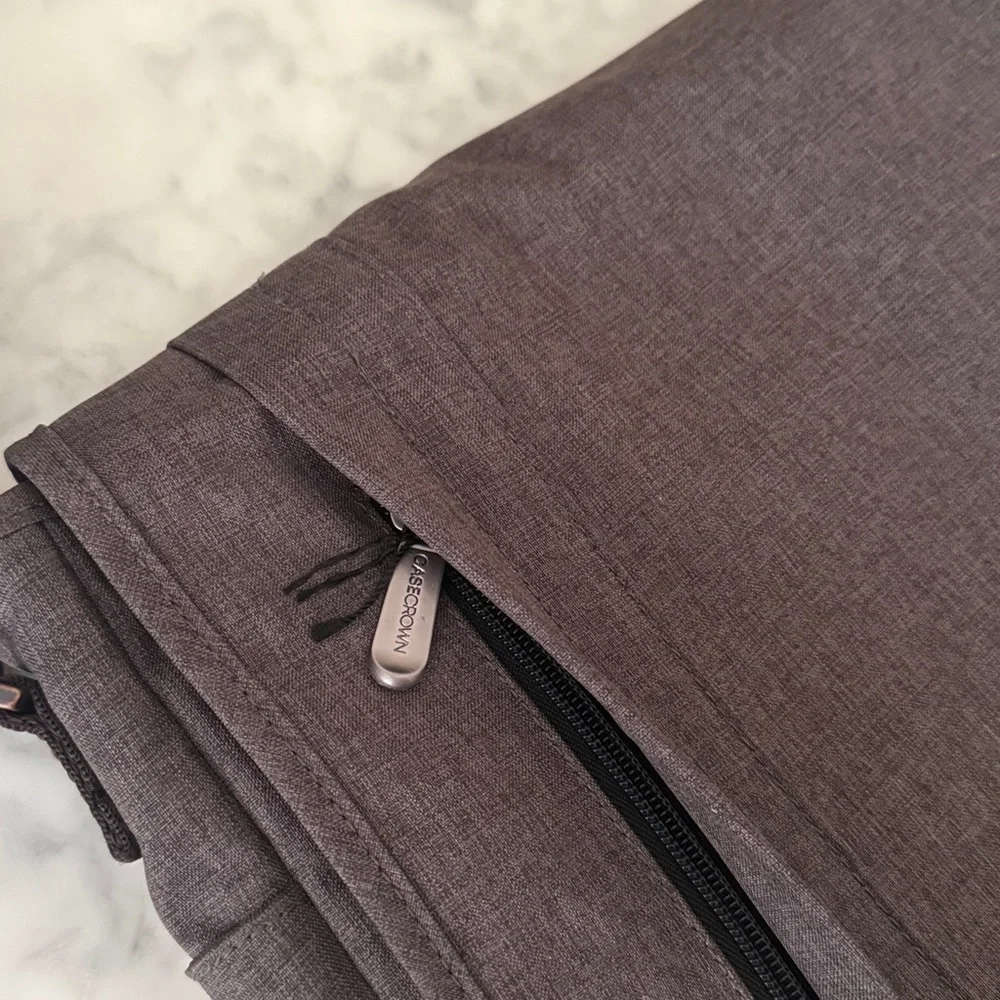 CaseCrown Laptop Messenger Bag